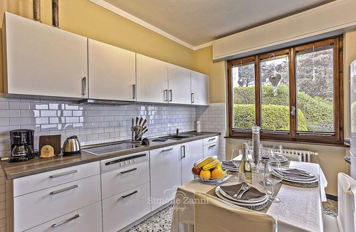 Gonte Apartment | 3½-room apartment with terrace, balcony and fantastic lake view