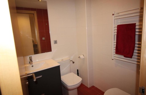 Roses Town Center Apartment | 3326 TOPLAR