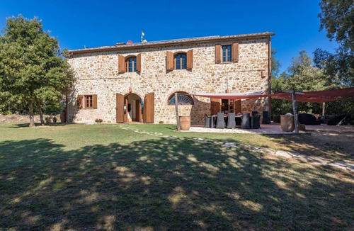 Murlo Villa | 340 m² Villa ∙ 5 bedrooms ∙ 14 guests