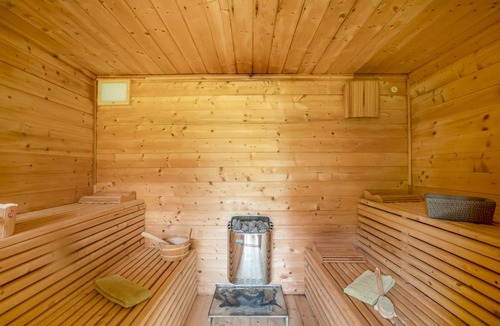 Ex Sottostazione Resort | 345 m² Luxury rental ∙ 4 bedrooms ∙ 8 guests