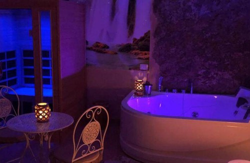 Caserta Bed & Breakfast | 35 m² Bed and breakfast ∙ 3 guests