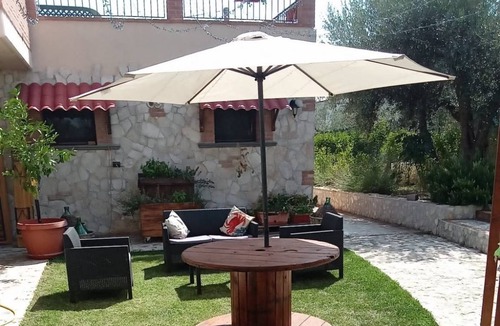 Rocca San Giovanni House | 350 m² House ∙ 5 bedrooms ∙ 10 guests