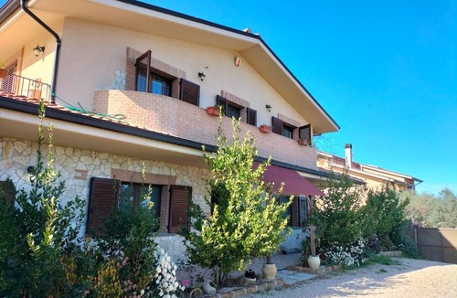Rocca San Giovanni House | 350 m² House ∙ 5 bedrooms ∙ 10 guests