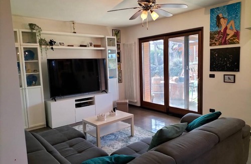 Rocca San Giovanni House | 350 m² House ∙ 5 bedrooms ∙ 10 guests