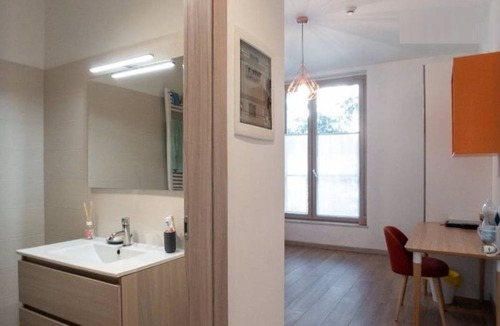 Cologno Monzese Resort | 350 m² Private room ∙ 1 bedroom ∙ 1 guest