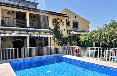 Palenciana House | 400 m² Farmhouse ∙ 7 bedrooms ∙ 17 guests