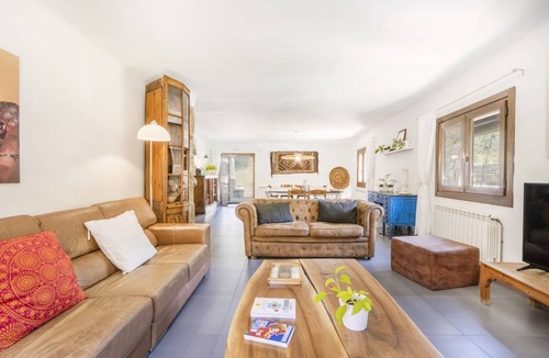 La Baronia de Rialb House | 400 m² Finca ∙ 8 bedrooms ∙ 16 guests