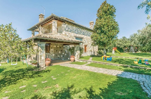 Lake Bracciano House | 400 m² House ∙ 5 bedrooms ∙ 10 guests
