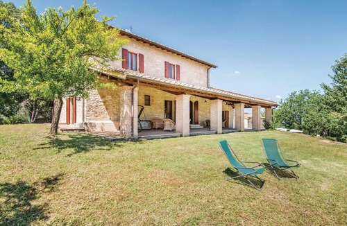 Stroncone House | 400 m² House ∙ 7 bedrooms ∙ 16 guests
