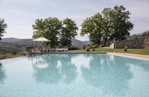 Monticiano Villa | 400 m² Villa ∙ 14 bedrooms ∙ 27 guests