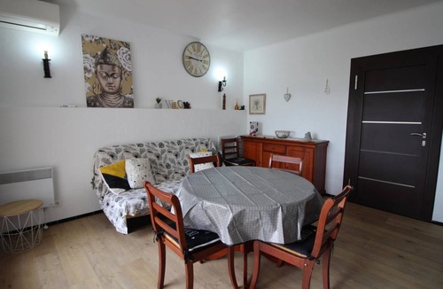 Llanca Apartment | 42 m² Apartment ∙ 2 bedrooms ∙ 5 guests