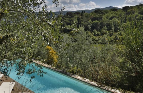 Rignano sull'Arno Villa | 450 m² Villa ∙ 6 bedrooms ∙ 12 guests