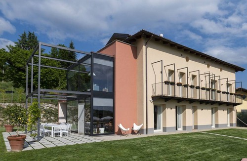Monteu Roero Villa | 450 m² Villa ∙ 8 bedrooms ∙ 18 guests