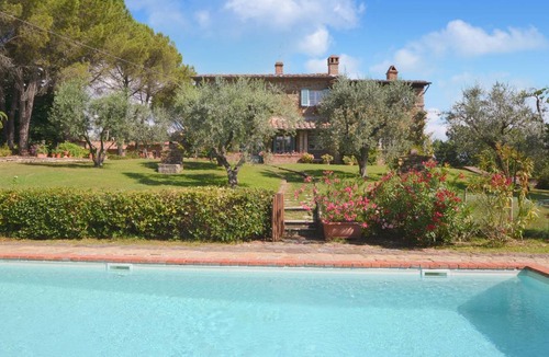 Monte San Savino House | 460 m² House ∙ 4 bedrooms ∙ 8 guests
