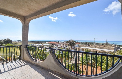 Cava dʼAliga House | 5 bedroom awesome home in Scicli