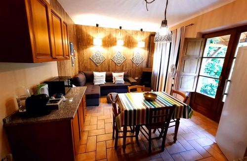 Panicale House | 5 Bedroom Private vacation home in Umbria