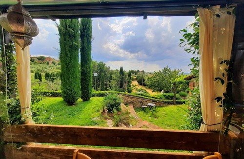 Panicale House | 5 Bedroom Private vacation home in Umbria