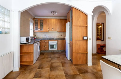 Orihuela Costa Villa | "5 bedroom Villa private Pool and Garden" close to the Sea with Pool & Wi-Fi