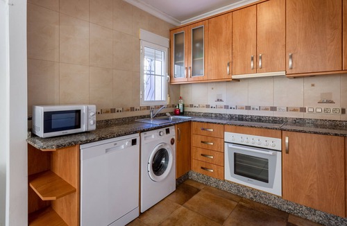 Orihuela Costa Villa | "5 bedroom Villa private Pool and Garden" close to the Sea with Pool & Wi-Fi