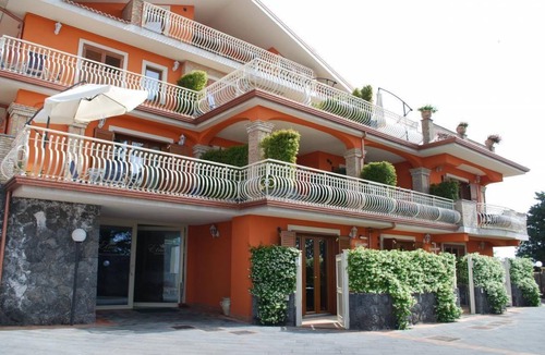 Trecastagni Apartment | 50 m² Apartment ∙ 2 guests