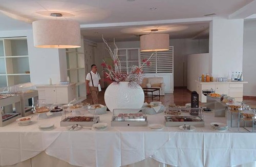 Mattinata Hotel | 50 m² Hotel ∙ 2 bedrooms ∙ 127 guests