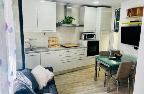 Porto Ceresio House | 50 m² House ∙ 1 bedroom ∙ 4 guests