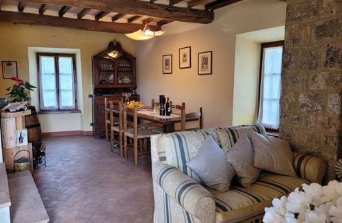 Castello di Tocchi Apartment | 55 m² Apartment ∙ 2 bedrooms ∙ 3 guests