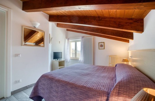 Valfabbrica House | 58 m² House ∙ 2 bedrooms ∙ 6 guests