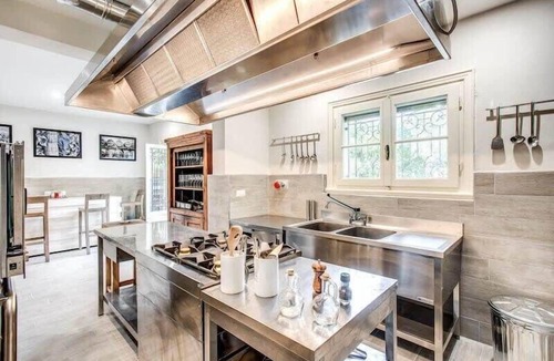 Pieve a Nievole Villa | 6 bedroom Lucca villa