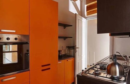 Como City Centre Apartment | 60 m² Apartment ∙ 2 bedrooms ∙ 4 guests