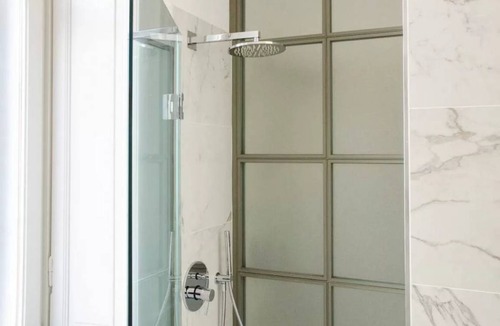 Como Apartment | 60 m² Apartment ∙ 3 bedrooms ∙ 6 guests