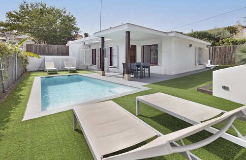 Vallpineda House | 60 m² House ∙ 2 bedrooms ∙ 6 guests