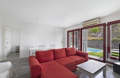 Vallpineda House | 60 m² House ∙ 2 bedrooms ∙ 6 guests