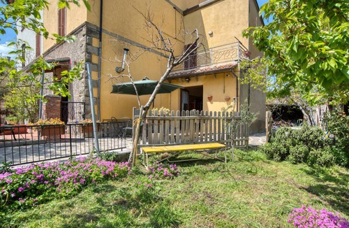 Castel del Piano House | 60 m² House ∙ 1 bedroom ∙ 4 guests