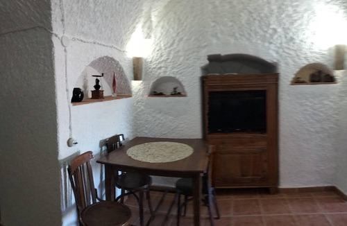 Guadix House | 60 m² House ∙ 2 bedrooms ∙ 4 guests