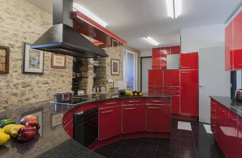 Fonolleres House | 600 m² House ∙ 6 bedrooms ∙ 12 guests