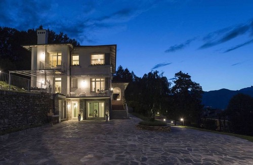 Baveno Villa | 600 m² Villa ∙ 5 bedrooms ∙ 10 guests