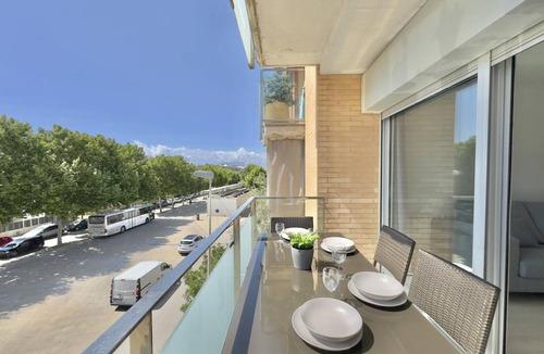 Roses Town Center Apartment | 67 m² Apartment ∙ 2 bedrooms ∙ 4 guests