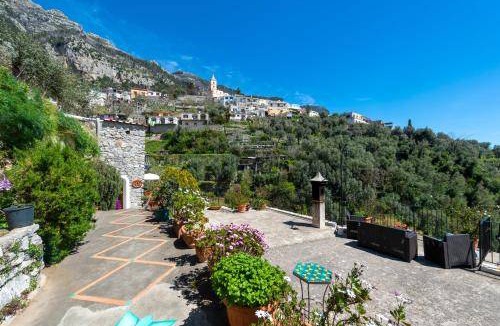 Montepertuso Apartment | 69 m² Apartment ∙ 2 bedrooms ∙ 4 guests