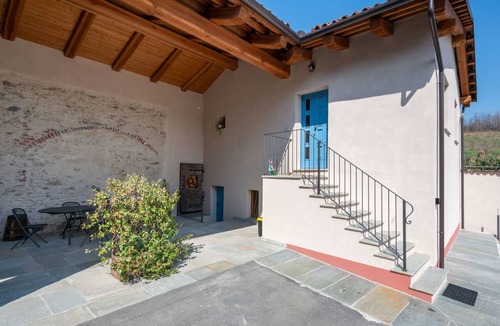 Verzuolo Other | 70 m² Accommodation ∙ 1 bedroom ∙ 4 guests