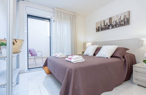 Roses Town Center Apartment | 70 m² Apartment ∙ 2 bedrooms ∙ 4 guests