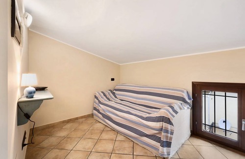 Cisano sul Neva House | 70 m² Farmhouse ∙ 1 bedroom ∙ 2 guests