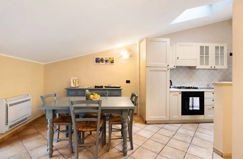 Cisano sul Neva House | 70 m² Farmhouse ∙ 1 bedroom ∙ 2 guests