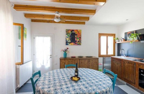 Burano House | 70 m² House ∙ 2 bedrooms ∙ 4 guests