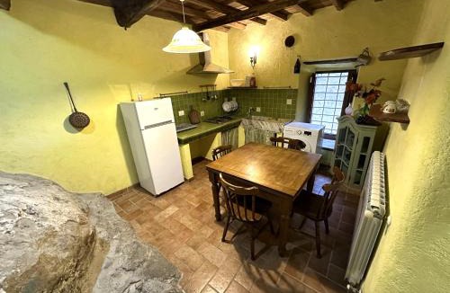 Artena Apartment | 70 MQ La casa nella roccia -Free Parking and Free WI-FI