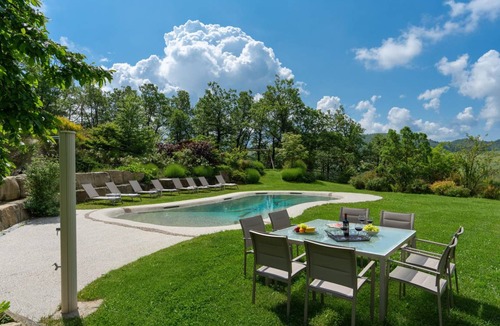 Firenzuola Apartment | 700 m² Apartment ∙ 8 bedrooms ∙ 18 guests