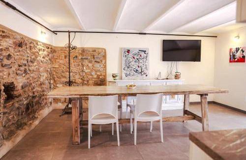 San Terenzo Monti Apartment | 75 m² Serviced apartment ∙ 2 bedrooms ∙ 4 guests
