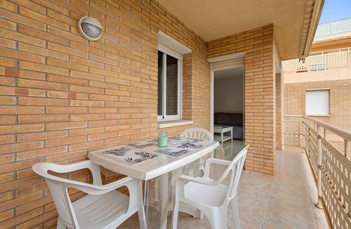 Cunit Apartment | 80 m² Apartment ∙ 3 bedrooms ∙ 6 guests