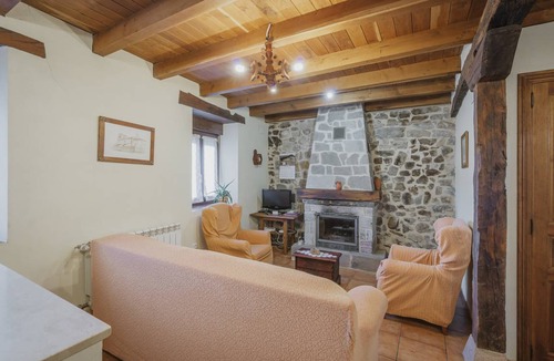 La Pernia House | 80 m² House ∙ 3 bedrooms ∙ 5 guests