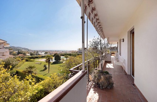 Diano Castello House | 80 m² House ∙ 2 bedrooms ∙ 5 guests